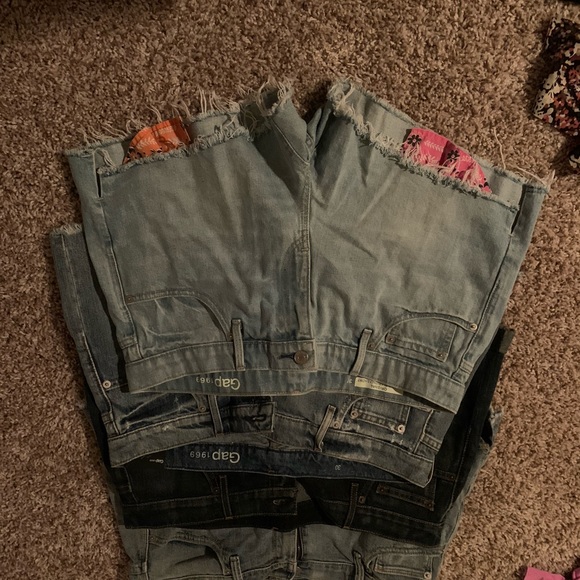 EVERYTHING MUST GO: - Picture 6 of 8